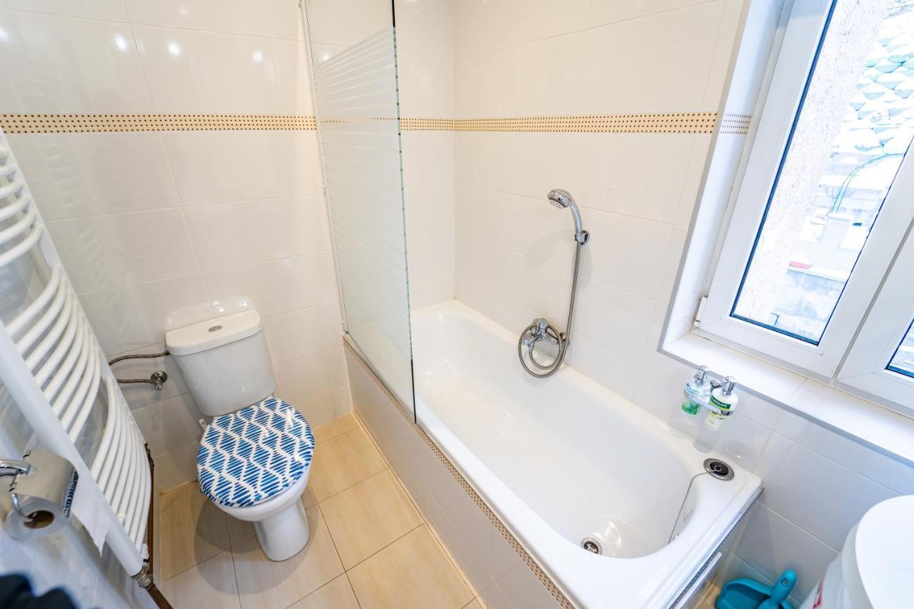 Lukas Apartments Яхимів Екстер'єр фото